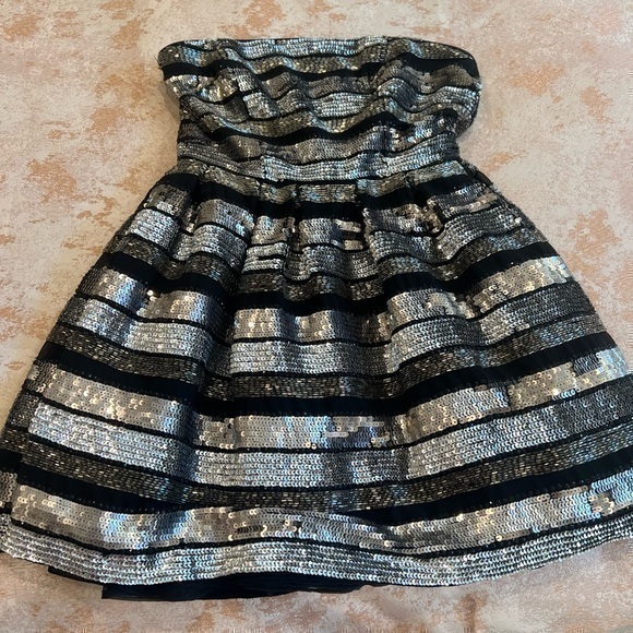 NBD Dresses & Skirts - NBD Black Silver Sequin Strapless Mini Cocktail Dress S